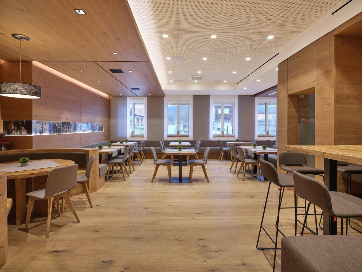 סטראסוואלכן Gasthof Hotel Jaegerwirt מראה חיצוני תמונה
